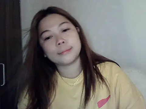 mimi15 online show from July 18, 2026, 11:46 pm