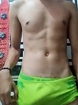 Snapshot of Gusttavotesudoxxvvc chatting on October 18, 2025, 5:48 pm Gusttavotesudoxxvvc online show from October 18, 2025, 5:48 pm