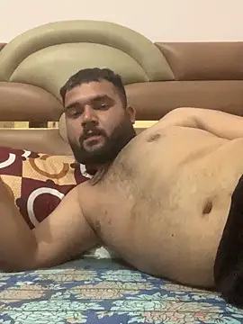 amitsharma7868 online show from May 10, 2026, 3:14 pm