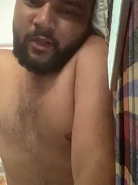 amitsharma7868 online show from May 3, 2026, 2:49 am