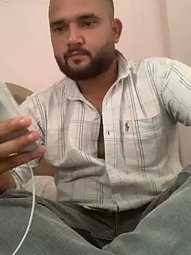 amitsharma7868 online show from July 29, 2026, 8:46 am