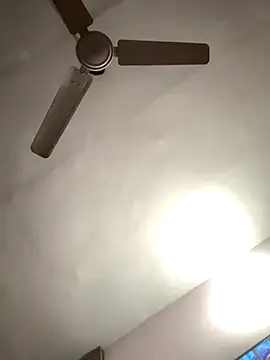 amitsharma7868 online show from November 25, 2025, 3:45 pm