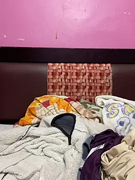 Snapshot of Charlyflaco2331 chatting on March 15, 2026, 11:28 am Charlyflaco2331 online show from March 15, 2026, 11:28 am