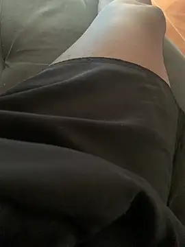 Snapshot of envolvemteX chatting on February 24, 2026, 1:34 pm envolvemteX online show from February 24, 2026, 1:34 pm