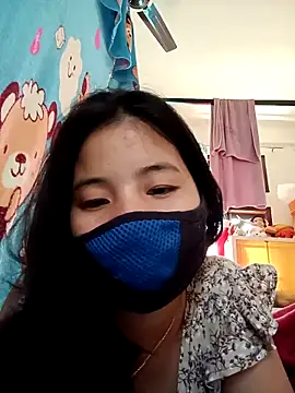 babyjunee12 online show from February 18, 2026, 8:11 am