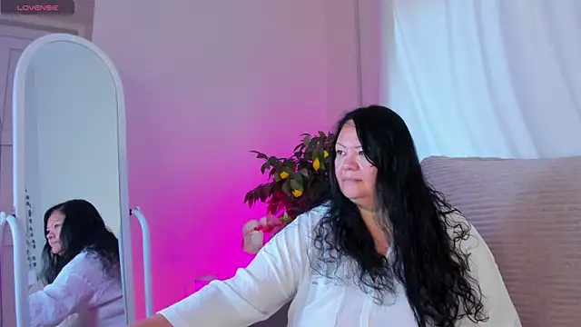 sandra jackson online show from July 21, 2026, 2:47 am