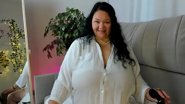 sandra jackson online show from July 7, 2026, 2:47 am