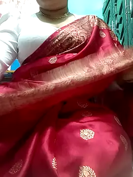 sraboniakter1 online show from November 4, 2025, 3:21 am