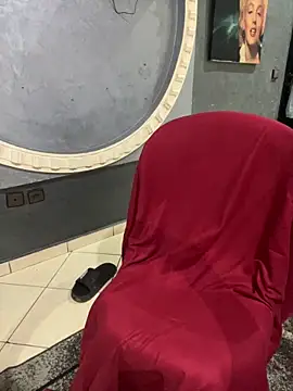 Yasar-Xxxl online show from February 15, 2026, 6:18 pm