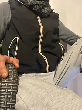 Yasar-Xxxl online show from February 5, 2026, 12:56 pm