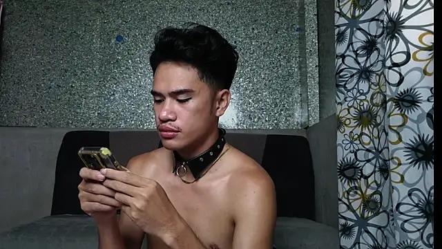 Snapshot of urbillyboi chatting on February 9, 2026, 11:47 pm urbillyboi online show from February 9, 2026, 11:47 pm