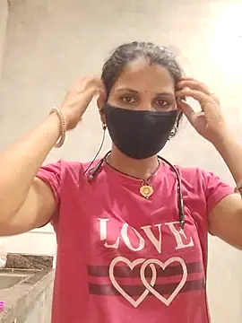 poojam93 online show from July 29, 2026, 3:44 pm