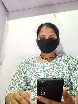 poojam93 online show from October 8, 2025, 2:51 pm