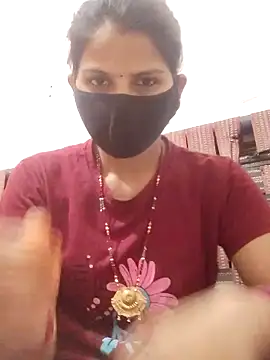 poojam93 online show from February 22, 2026, 2:25 am