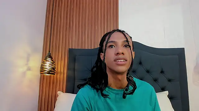 Johan gz  online show from April 28, 2026, 11:36 am