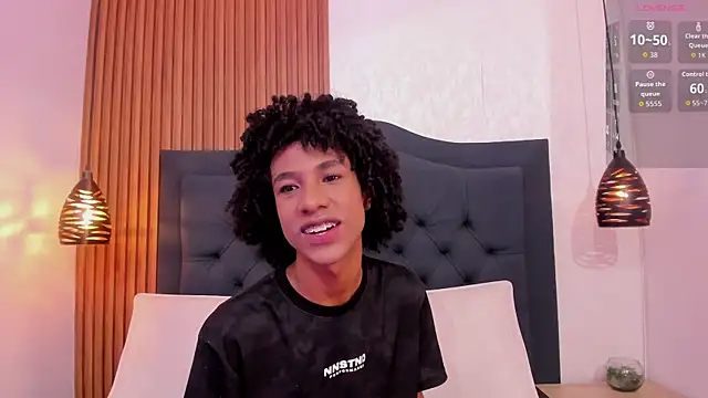 Johan gz  online show from June 14, 2026, 1:12 pm