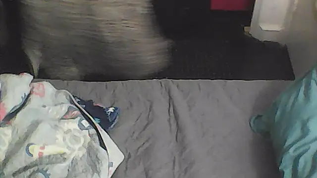 sarahkat86 online show from November 13, 2025, 2:10 pm