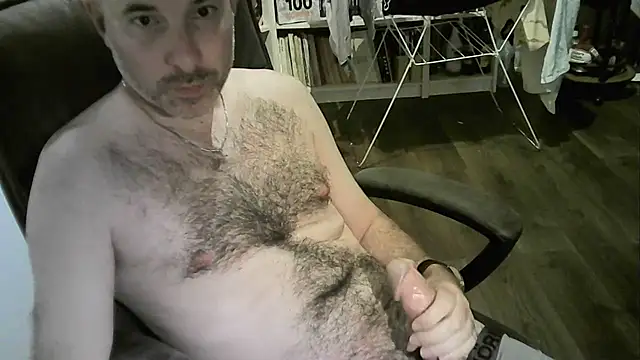 Chrisprngr online show from July 13, 2026, 3:11 pm