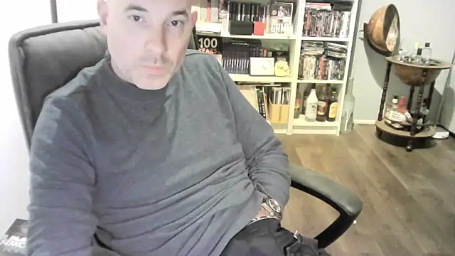 Chrisprngr online show from May 8, 2026, 2:21 pm