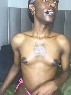 Trans fairy online show from October 9, 2025, 6:19 pm