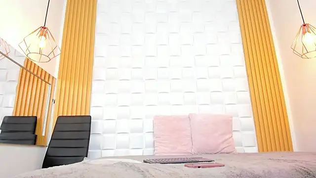 AriaBelle online show from January 13, 2026, 11:14 am