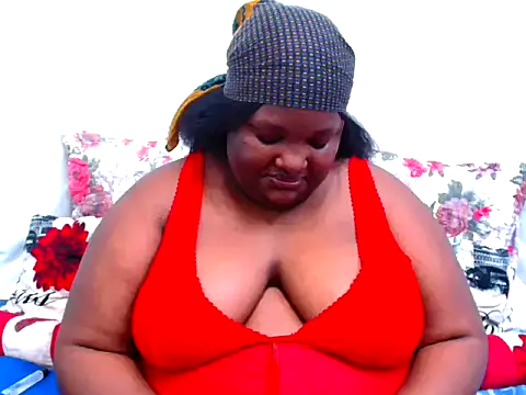 ChubbyBoobsxxx online show from November 16, 2025, 6:07 am