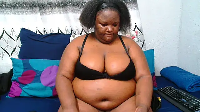 Snapshot of ChubbyBoobsxxx chatting on May 17, 2026, 6:13 am ChubbyBoobsxxx online show from May 17, 2026, 6:13 am