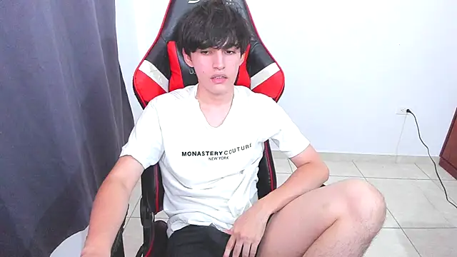 eren 188 online show from October 4, 2025, 8:54 pm