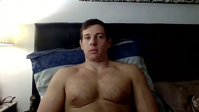 Snapshot of luca23millo90 chatting on April 16, 2026, 4:02 am luca23millo90 online show from April 16, 2026, 4:02 am