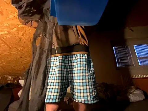 Salon1986 online show from September 25, 2025, 5:13 am