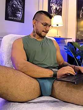 Marco Vega online show from April 8, 2026, 4:08 pm