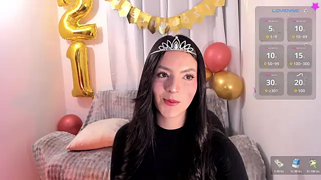 Snapshot of sarah_saenz_ chatting on February 26, 2026, 5:07 am sarah saenz online show from February 26, 2026, 5:07 am