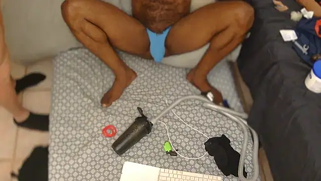 Piercedmuscle80 online show from June 11, 2026, 12:23 am