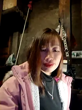 ngocngoc cute online show from November 25, 2025, 12:49 pm