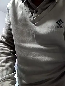 CWQ123 online show from October 19, 2025, 2:31 pm