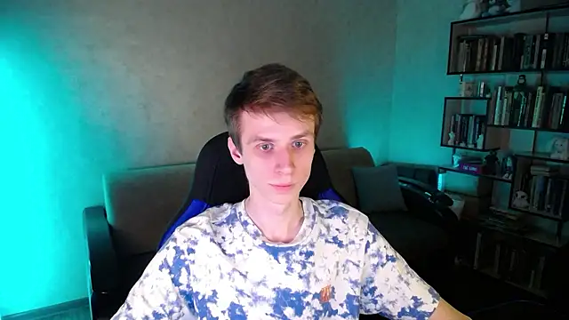 yes cute boy  online show from March 6, 2026, 5:52 pm