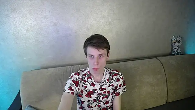 yes cute boy  online show from March 14, 2026, 4:35 pm