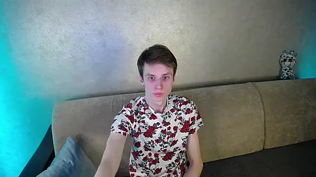 yes cute boy  online show from March 9, 2026, 9:29 pm