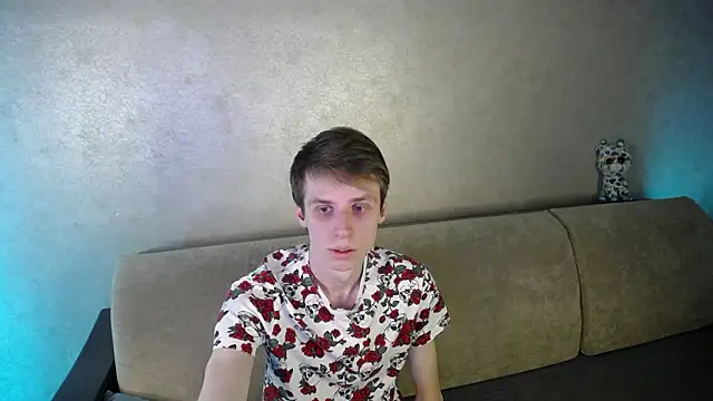 yes cute boy  online show from March 10, 2026, 5:50 pm