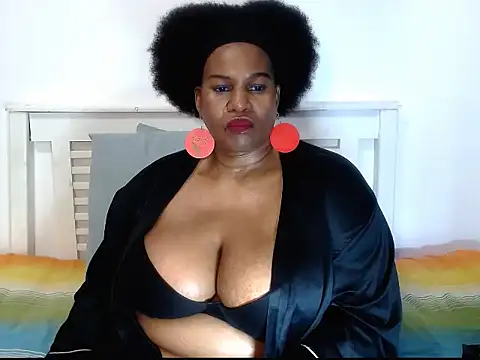 SplendidThalita online show from November 9, 2025, 7:23 am