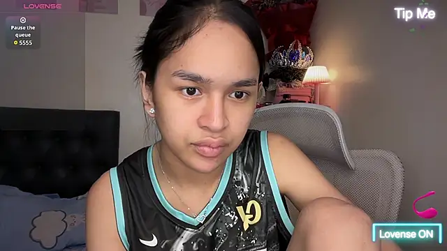 lelasohna online show from April 29, 2026, 12:53 pm