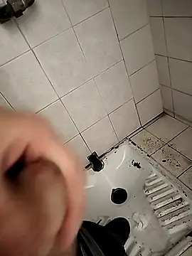 Snapshot of SborraSicula chatting on November 14, 2025, 1:26 pm SborraSicula online show from November 14, 2025, 1:26 pm