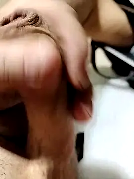 Snapshot of SborraSicula chatting on October 4, 2025, 10:17 am SborraSicula online show from October 4, 2025, 10:17 am