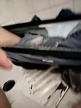 Snapshot of SborraSicula chatting on October 7, 2025, 8:59 am SborraSicula online show from October 7, 2025, 8:59 am