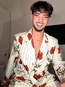 Gipsyboysteve online show from December 2, 2025, 5:58 pm