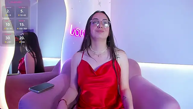 selene swee online show from September 27, 2025, 5:41 pm