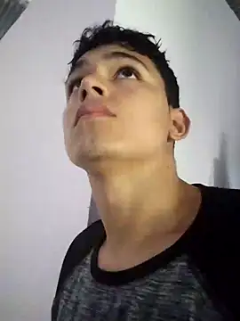 ZackJ7 online show from September 11, 2025, 2:17 pm