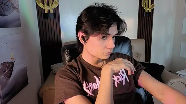 davoxer online show from July 25, 2026, 3:03 am