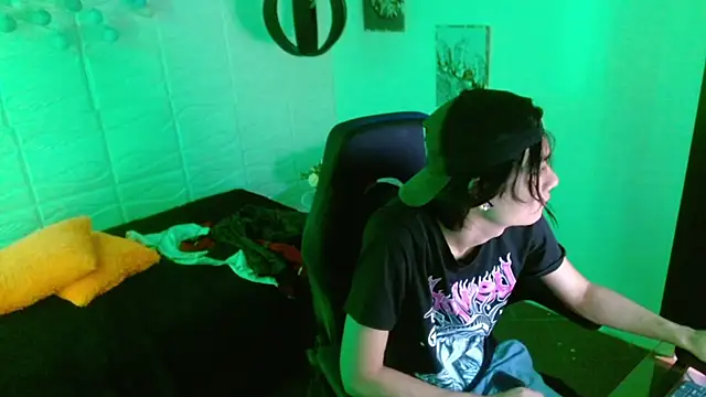 davoxer online show from September 28, 2025, 5:47 am