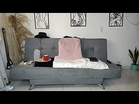 Masterblue hot online show from March 23, 2026, 3:23 pm